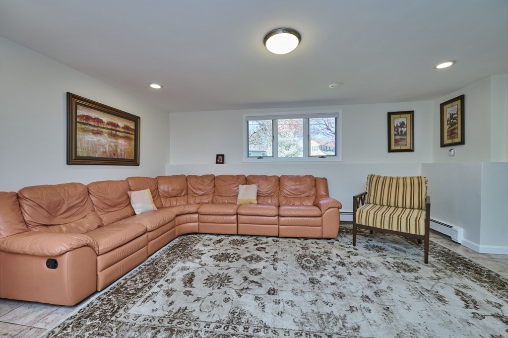 37 Locust Street, Unit 1 Burlington, MA 01803 - Photo 10 of 29