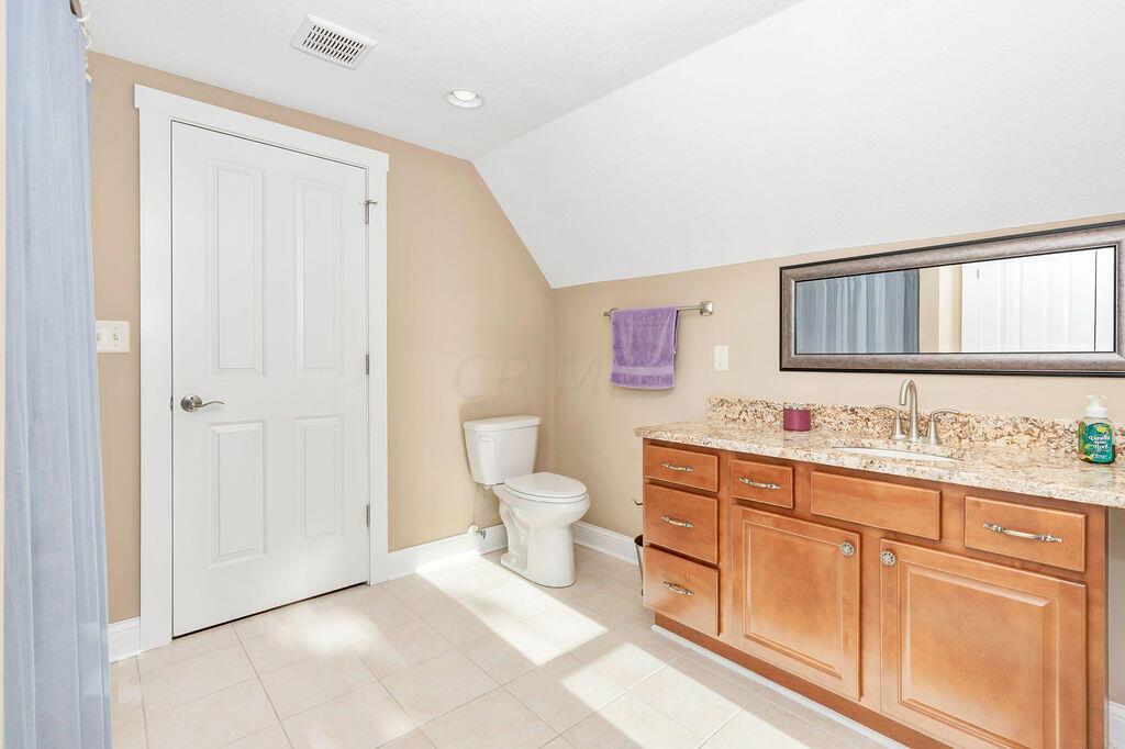 12775 Center Village Road Galena, OH 43021 - Photo 53 of 84 41-MainBathroom,