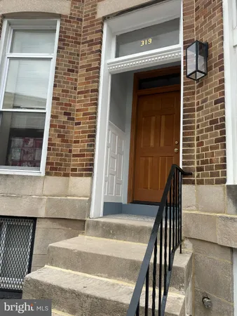$1,500 | 319 East 22nd Street, Unit 2, Baltimore, MD 21218