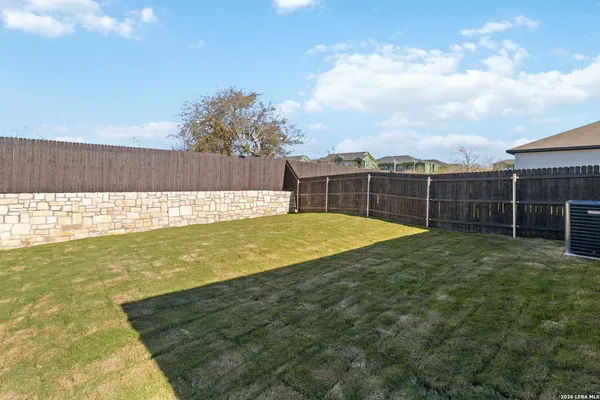 $637,500 | 428 Cross Barn Boulevard, Buda, TX 78610