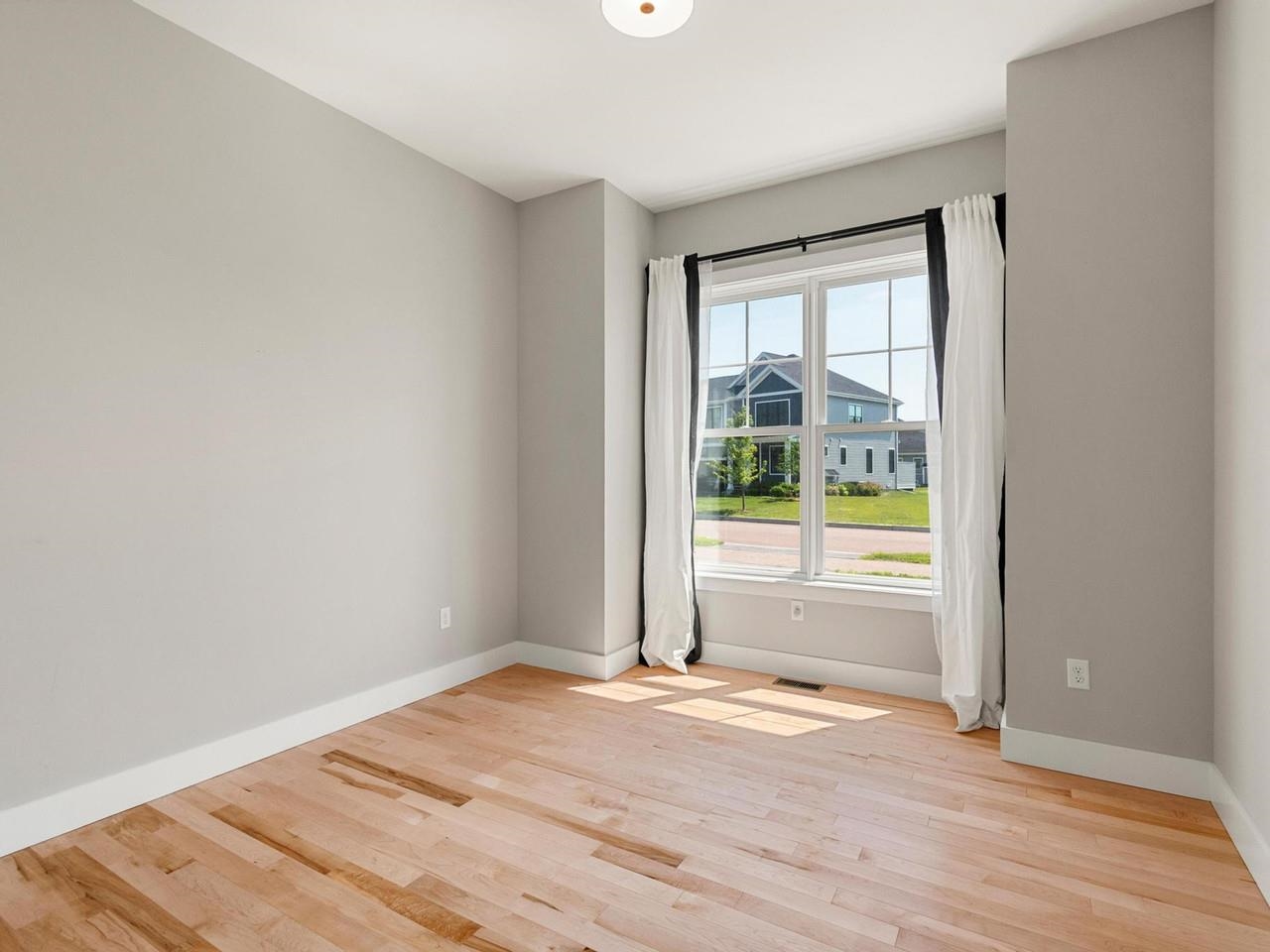 191 Elmore Street Shelburne, VT 05482 - Photo 32 of 51