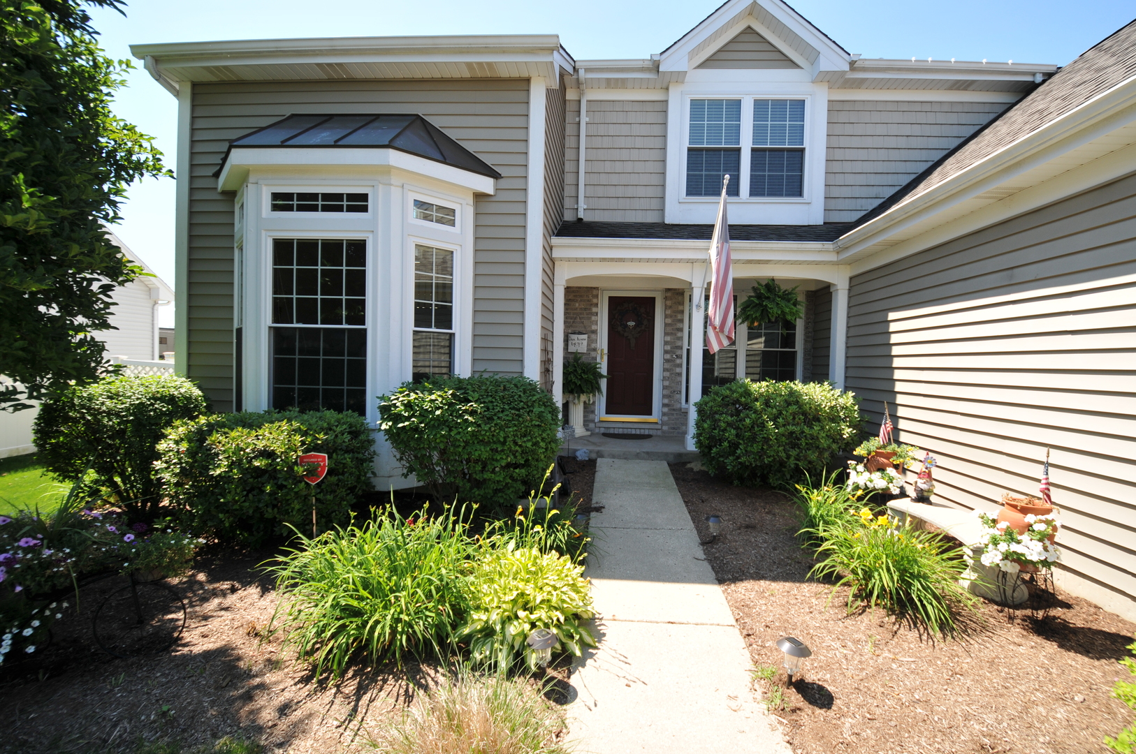 682 Mayfair Drive Carol Stream, IL 60188 - Photo 3 of 50