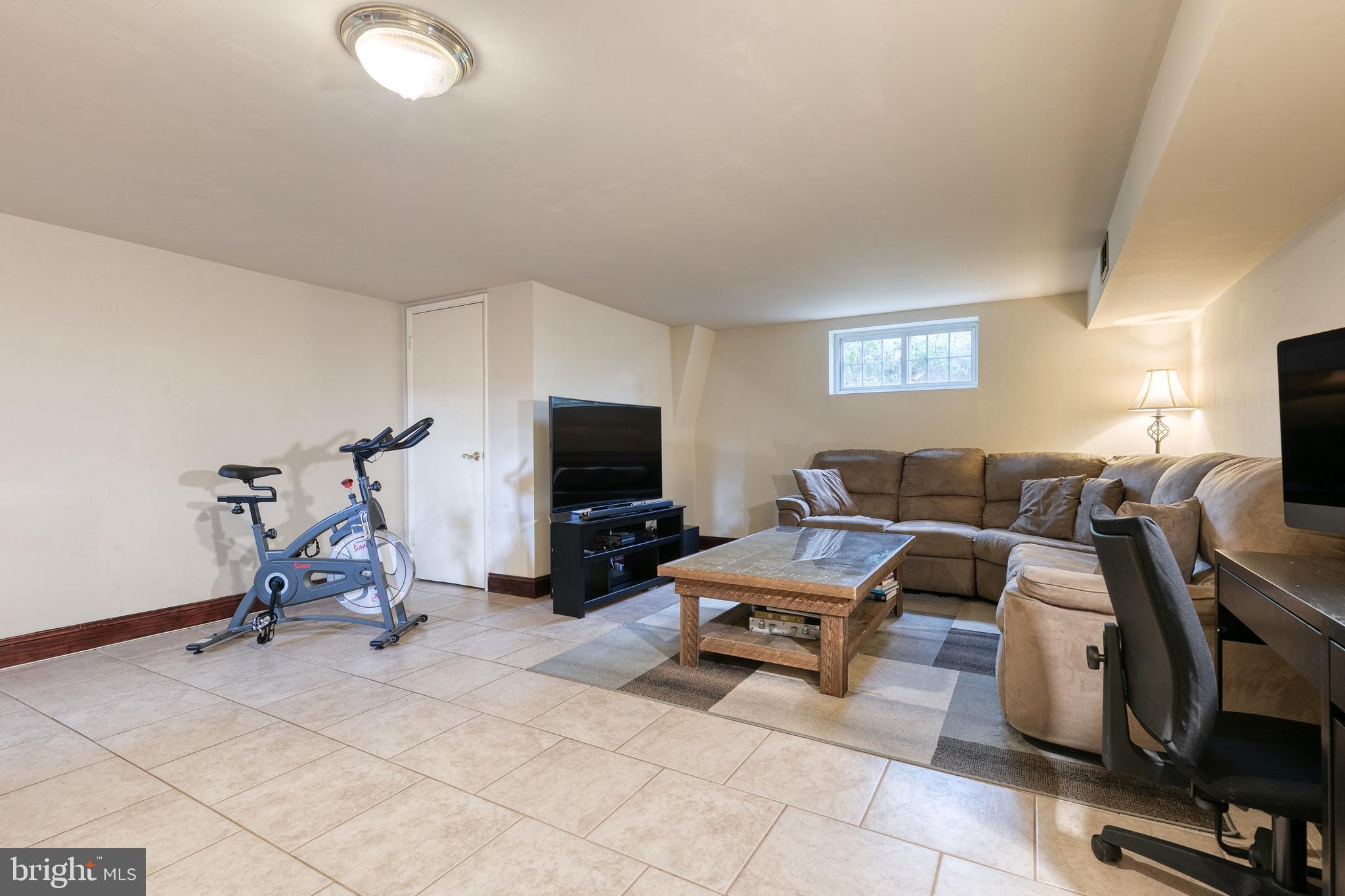 5662 Braxfield Road Halethorpe, MD 21227 - Photo 25 of 32