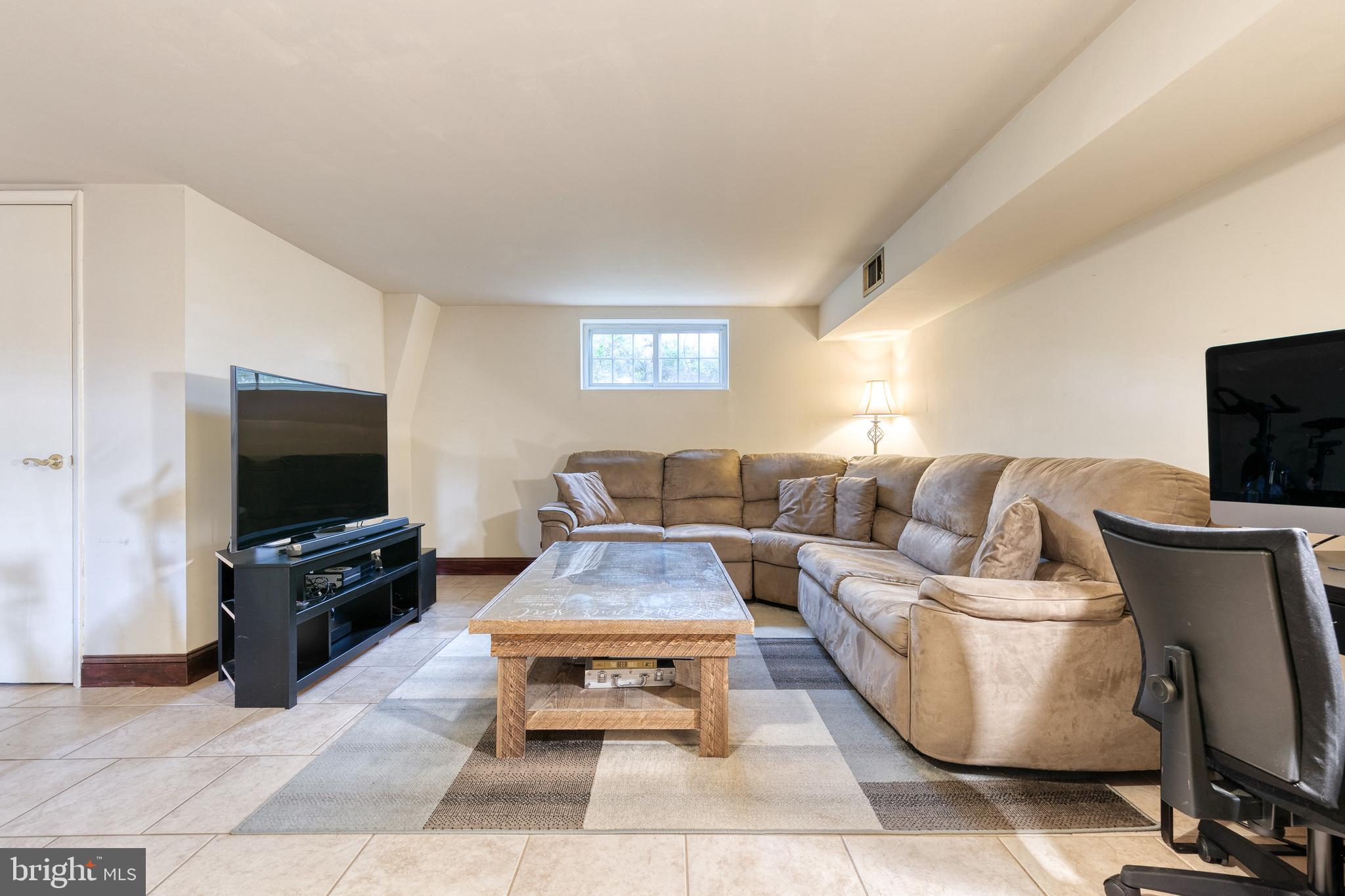 5662 Braxfield Road Halethorpe, MD 21227 - Photo 26 of 32