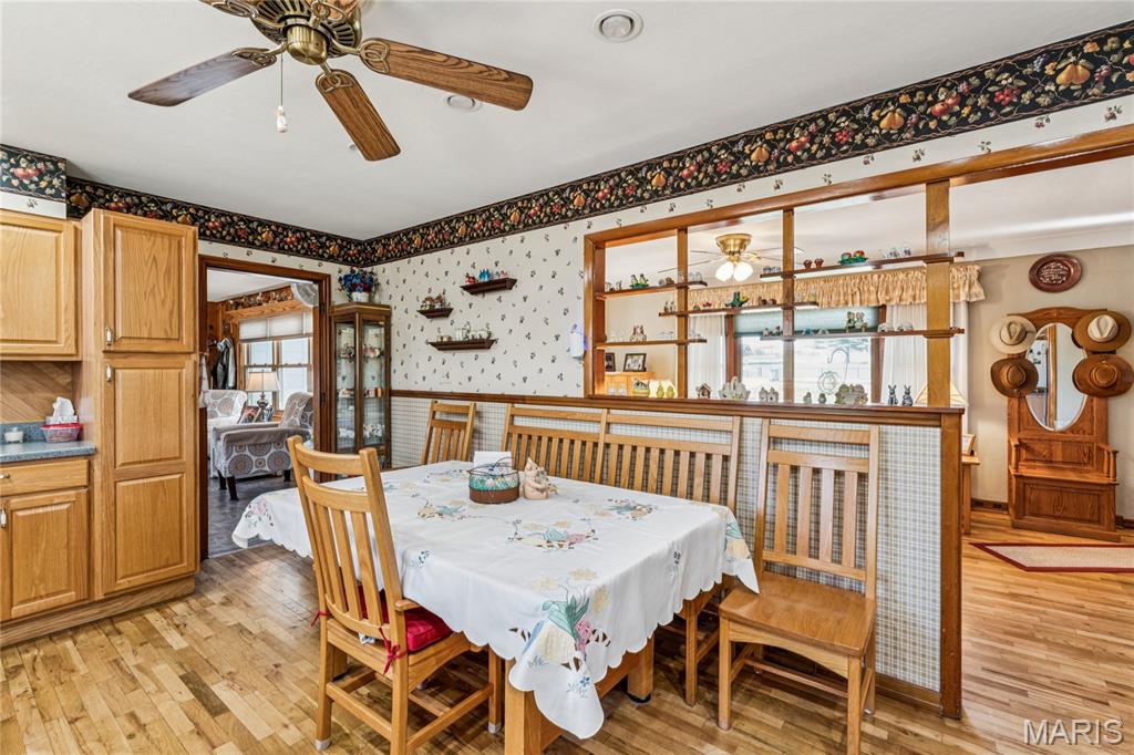 2275 Charbonier Road Florissant, MO 63031 - Photo 11 of 33