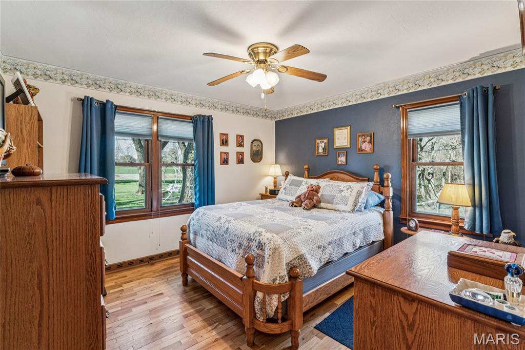 2275 Charbonier Road Florissant, MO 63031 - Photo 17 of 33