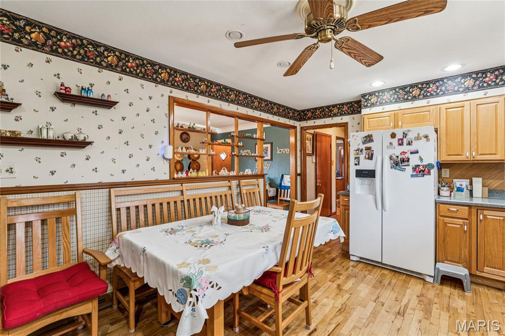 2275 Charbonier Road Florissant, MO 63031 - Photo 10 of 33