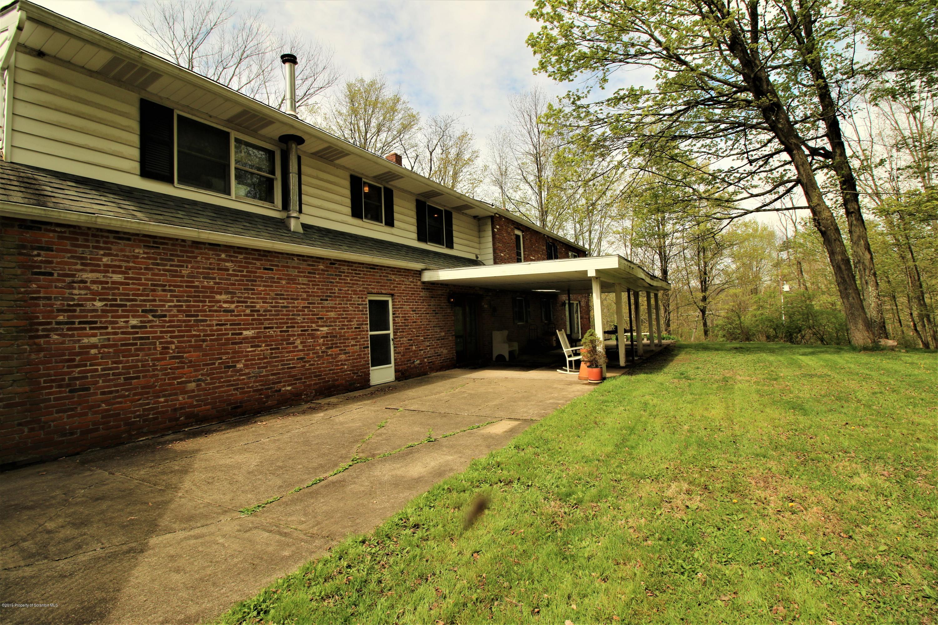 1350 Northup Road Clarks Summit, PA 18411 - Photo 4 of 50 Gallery Image 4