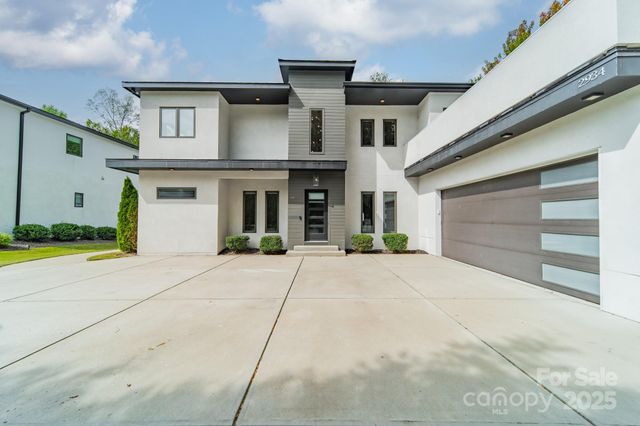 $1,525,000 | 2934 Springs Drive, Charlotte, NC 28226