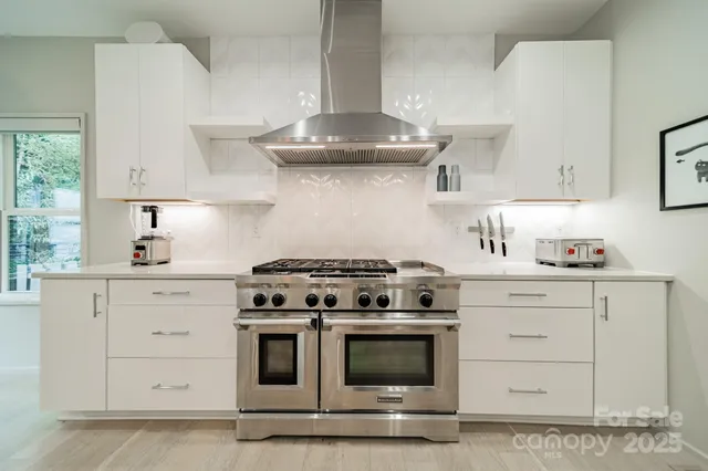 $1,525,000 | 2934 Springs Drive, Charlotte, NC 28226