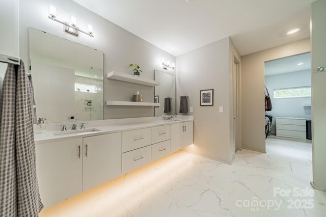 $1,525,000 | 2934 Springs Drive, Charlotte, NC 28226