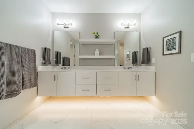 $1,525,000 | 2934 Springs Drive, Charlotte, NC 28226