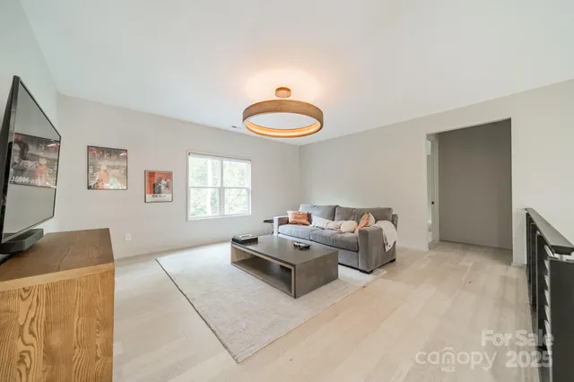 $1,525,000 | 2934 Springs Drive, Charlotte, NC 28226