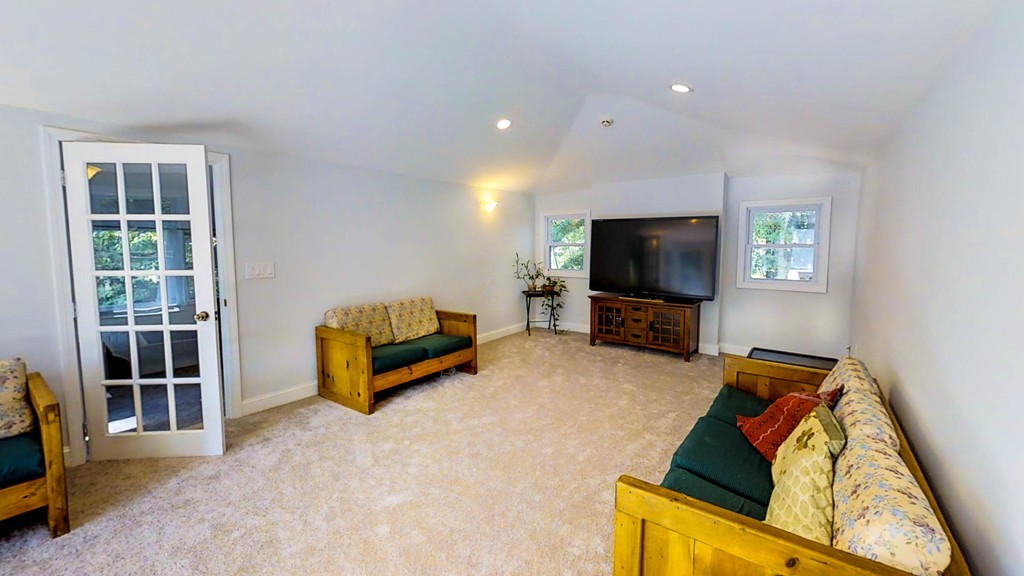 108 Rattlesnake Hill Road Andover, MA 01810 - Photo 21 of 29