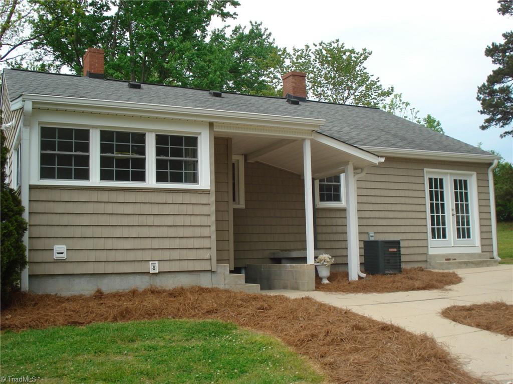 734 Sunset Road Clemmons, NC 27012 - Photo 4 of 29 Gallery Image 4