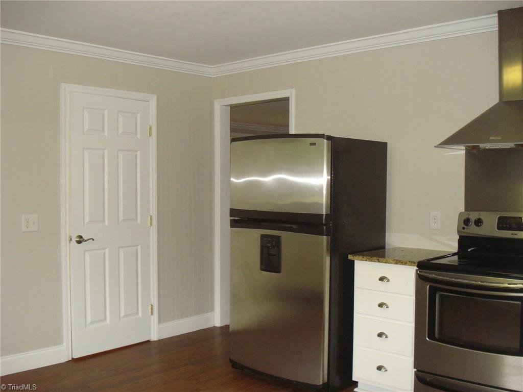 734 Sunset Road Clemmons, NC 27012 - Photo 10 of 29 Gallery Image 10