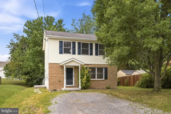 $355,000 | 100 Oakmont Circle, Winchester, VA 22602