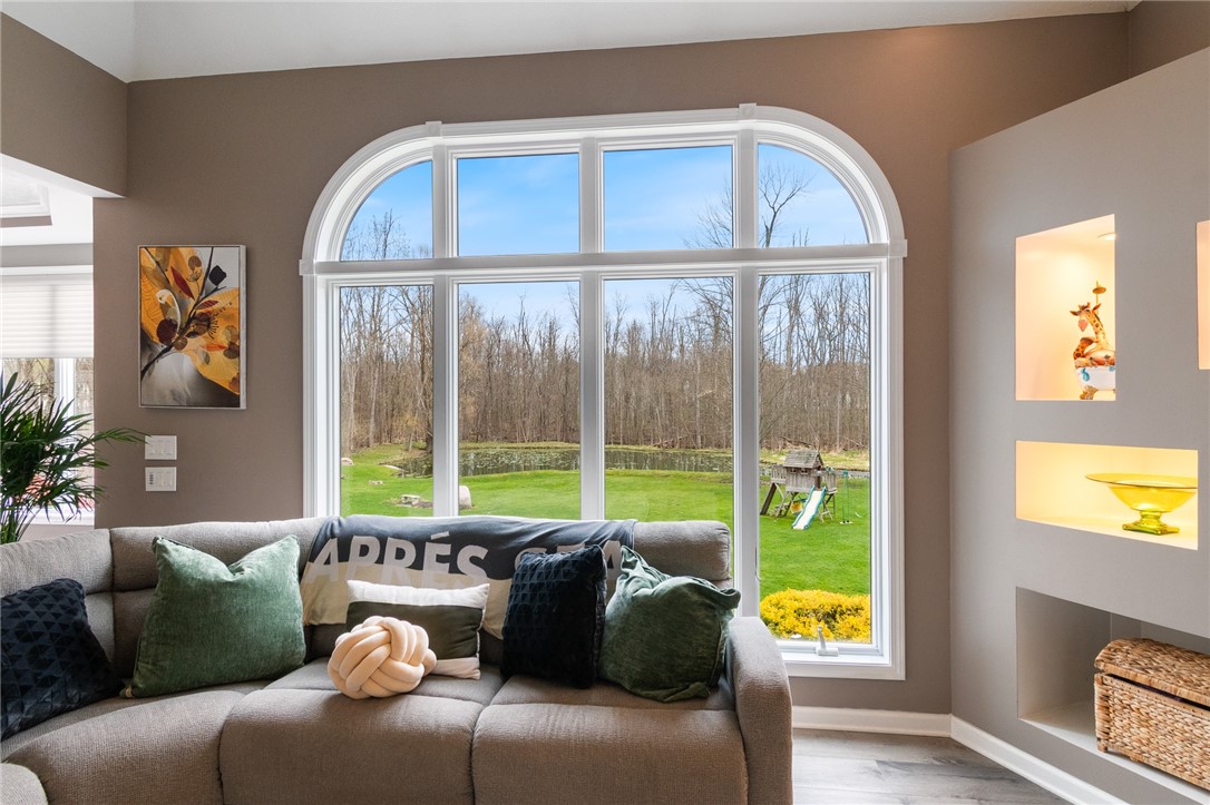 19 Brunson Way Perinton, NY 14526 - Photo 13 of 35