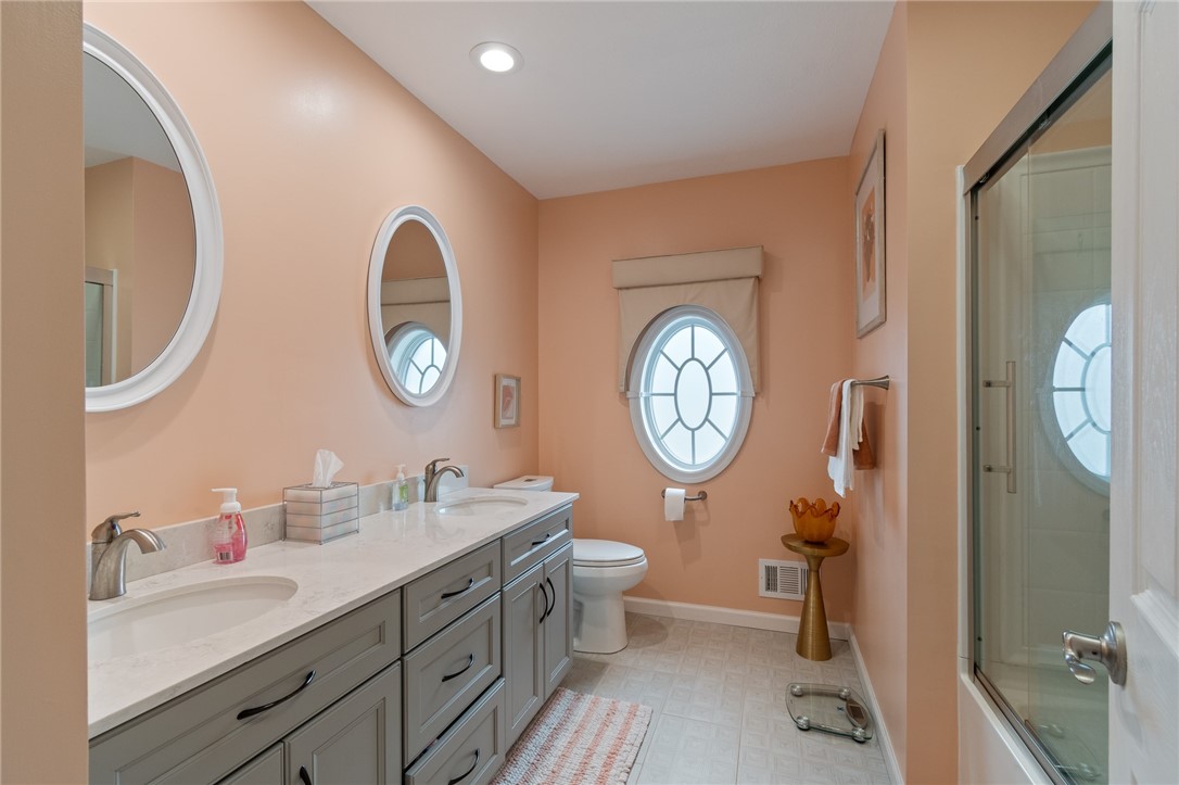 19 Brunson Way Perinton, NY 14526 - Photo 26 of 35