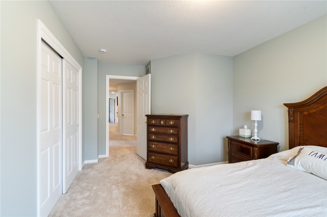 19 Brunson Way Perinton, NY 14526 - Photo 27 of 35