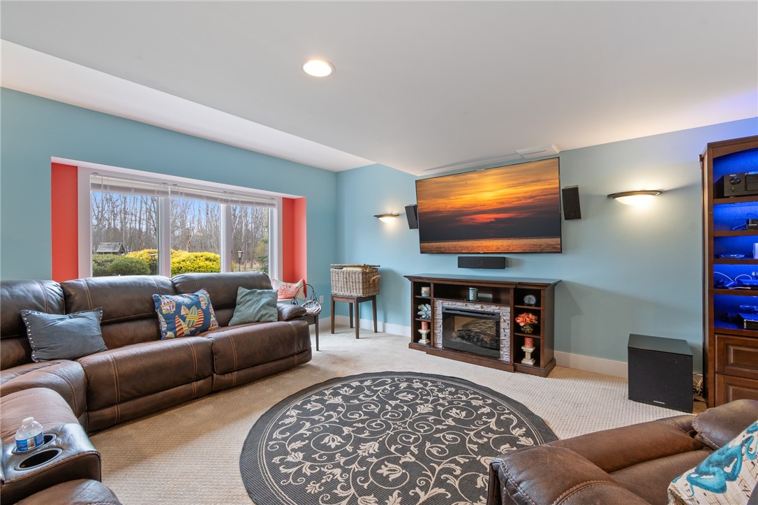 19 Brunson Way Perinton, NY 14526 - Photo 30 of 35