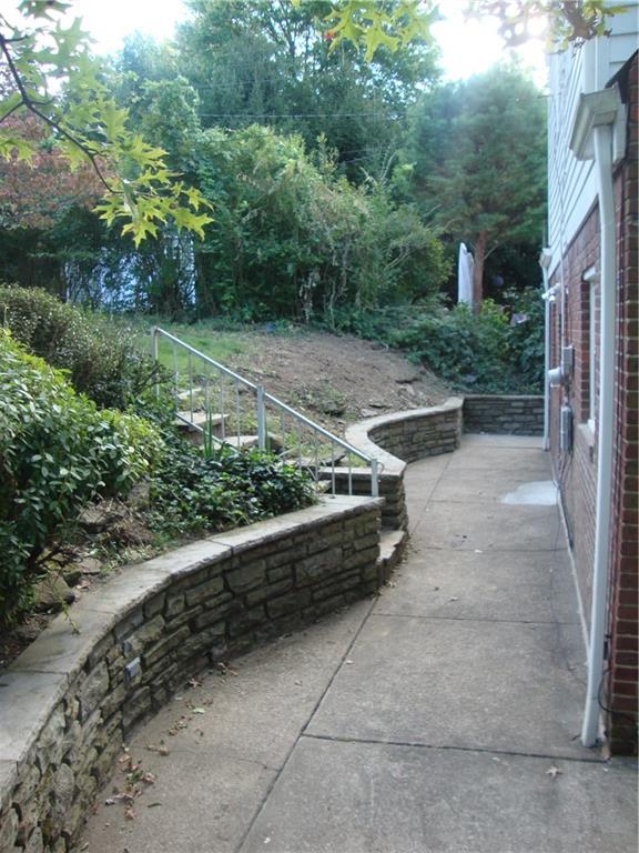 1326 Prospect Road Pittsburgh, PA 15227 - Photo 12 of 14 Gallery Image 12