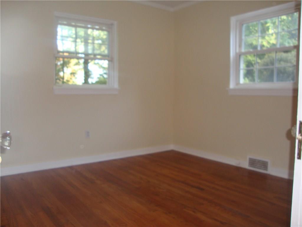 1326 Prospect Road Pittsburgh, PA 15227 - Photo 4 of 14 Gallery Image 4