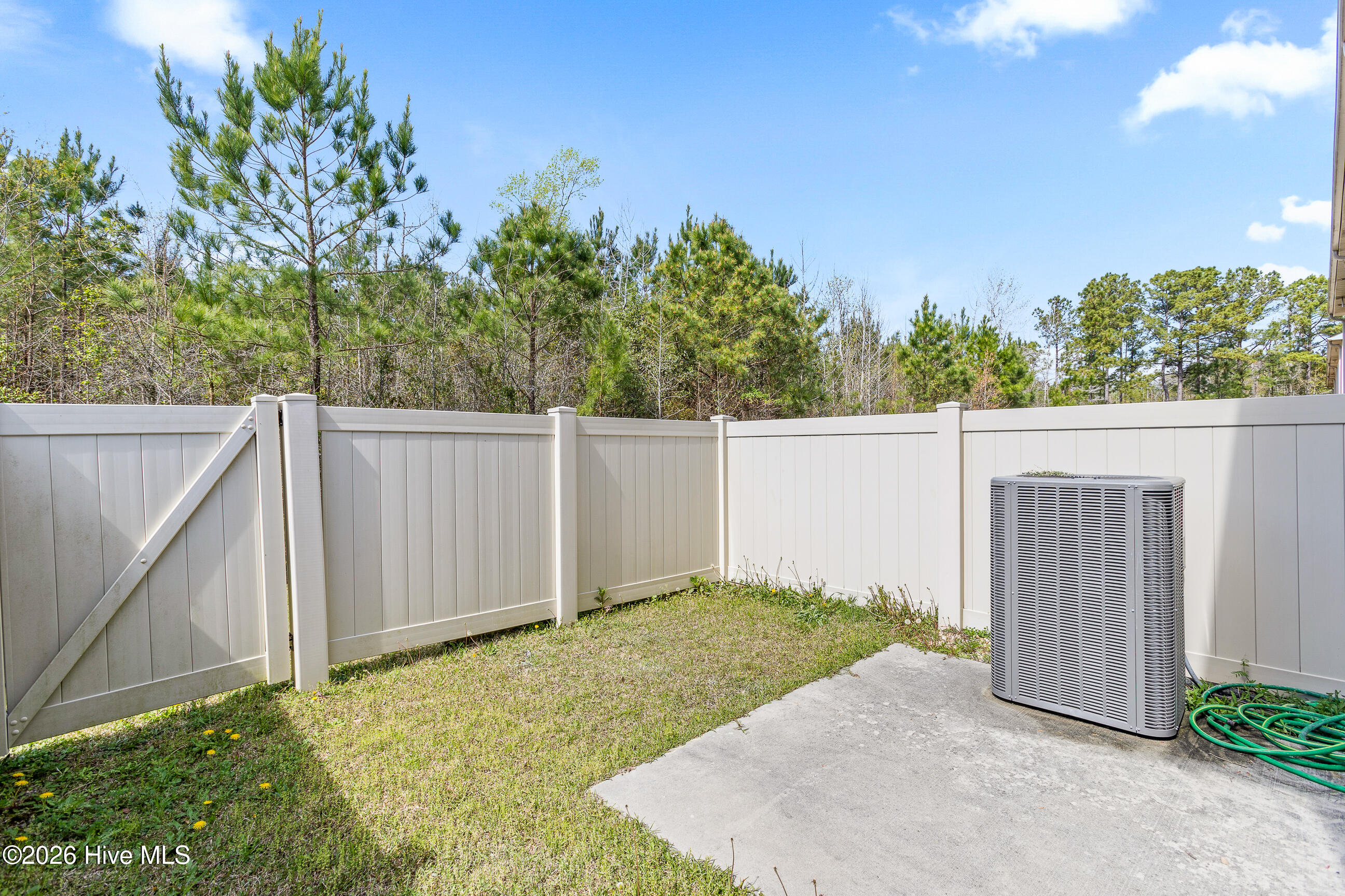 425 Sullivan Loop Road Midway Park, NC 28544 - Photo 22 of 23 22 (16)