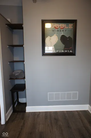 $1,300 | 230 East 9th Street, Unit 507, Indianapolis, IN 46204