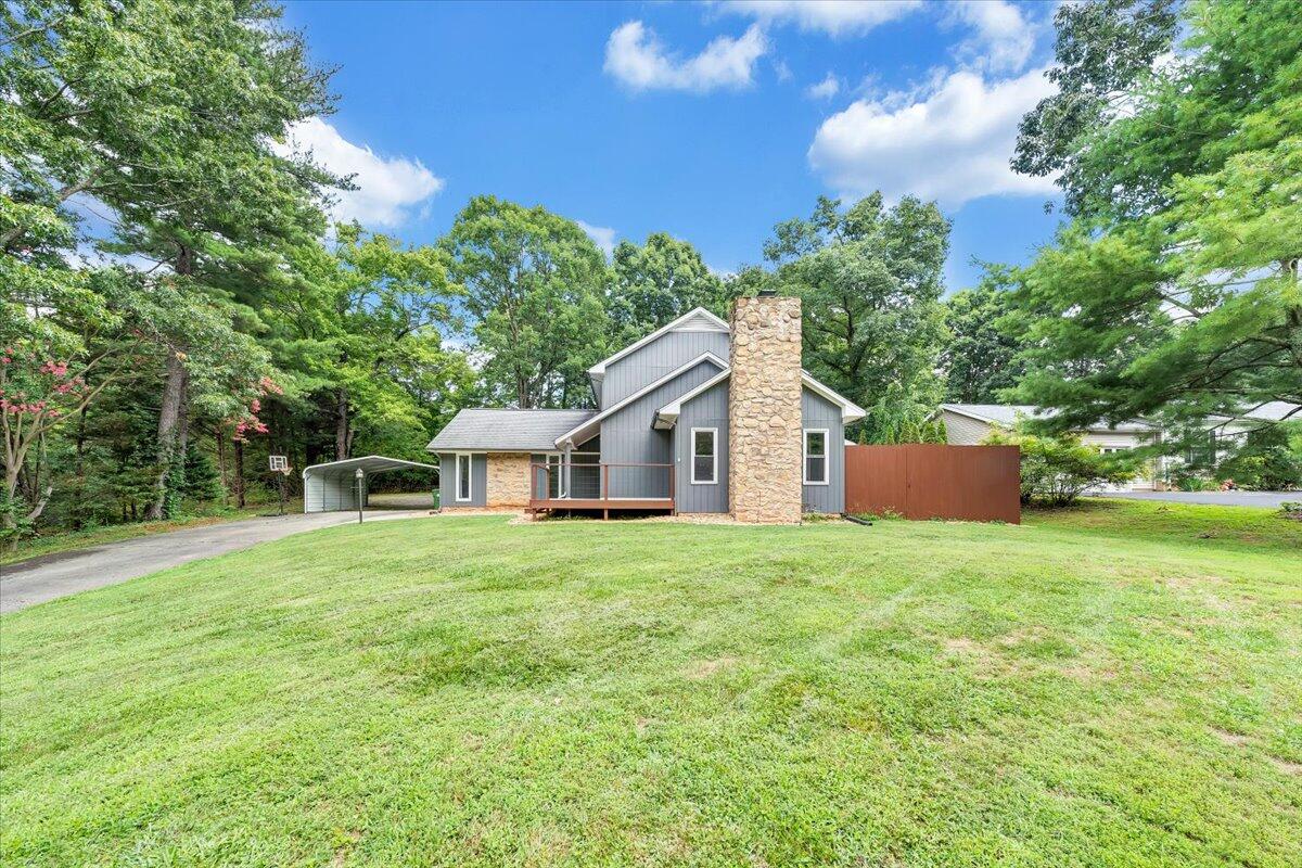 422 Willow Creek Road Rocky Mount, VA 24151 - Photo 3 of 70 60-MIB08244