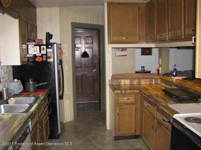220 Crystal Road Carbondale, CO 81623 - Photo 5 of 15 220 Crystal rd4