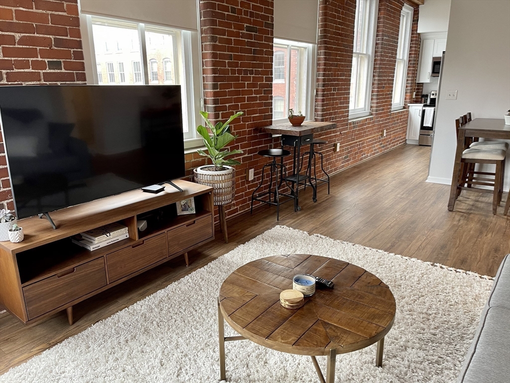 21 Wingate Street, Unit 401 Haverhill, MA 01832 - Photo 5 of 11