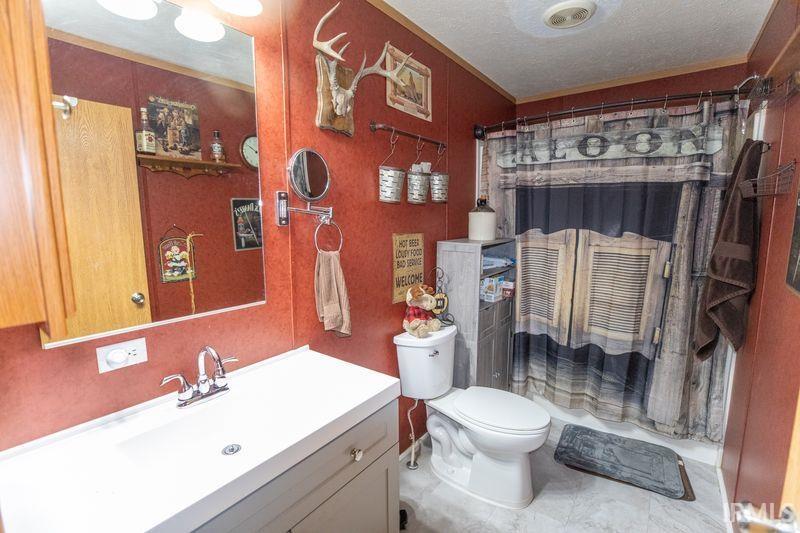 8839 East 75 North Knox, IN 46534 - Photo 8 of 27
