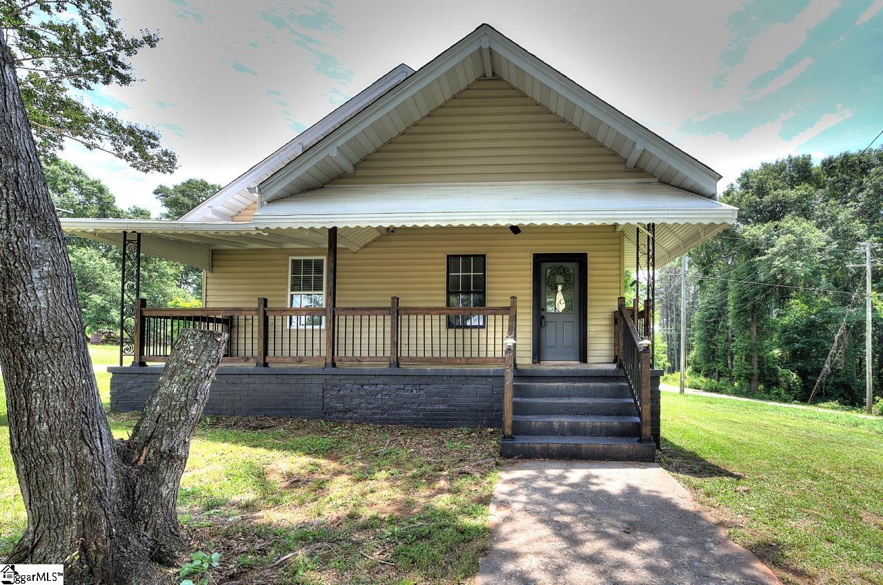 19 Clemson Street Liberty, SC 29657 - Photo 32 of 44