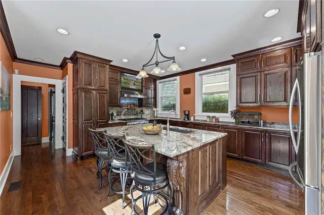 $839,900 | 3625 Locust Street, Kansas City, MO 64109