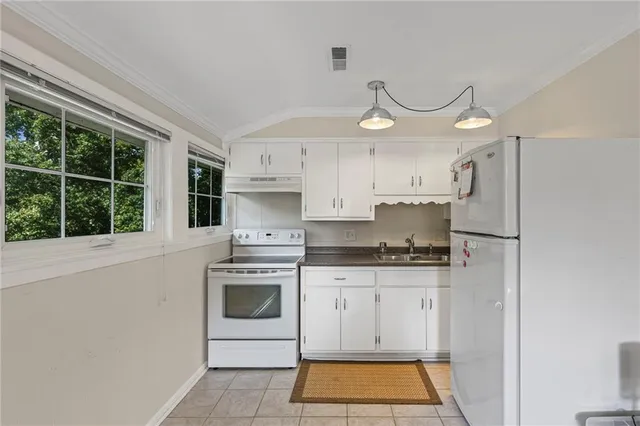 $839,900 | 3625 Locust Street, Kansas City, MO 64109