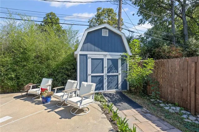 $839,900 | 3625 Locust Street, Kansas City, MO 64109