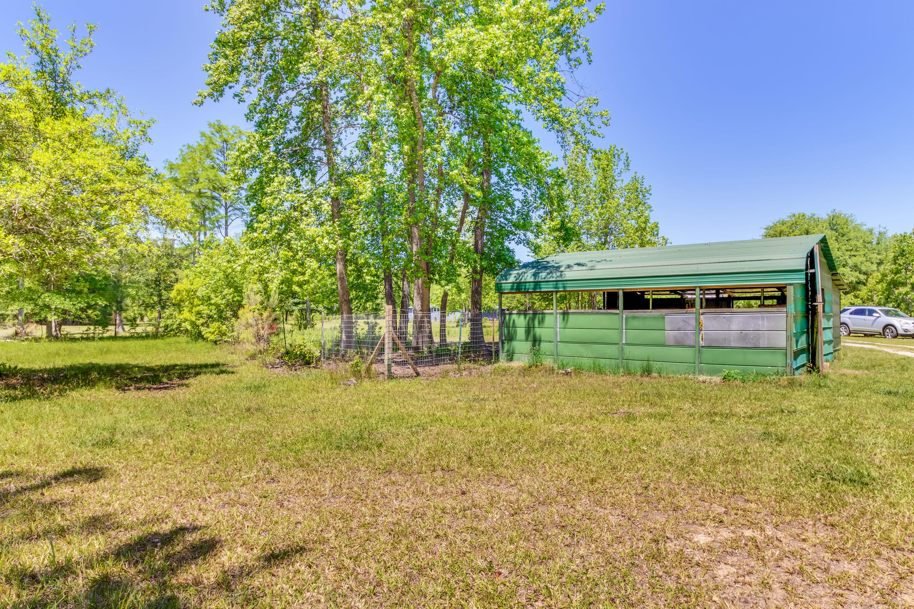 186 Cell Tower Road Salters, SC 29590 - Photo 26 of 35 Metal Barn