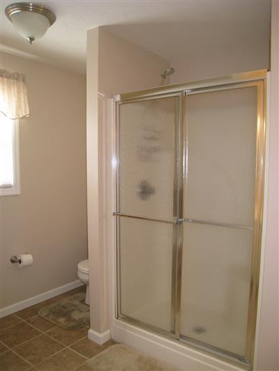 862 Ridgeview Drive Frankfort, KY 40601 - Photo 15 of 21 This 5' shower has a rain fall shower he