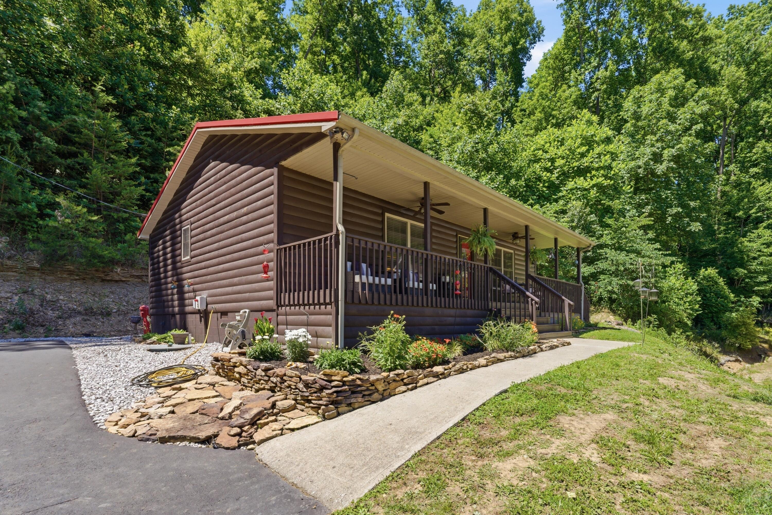 850 Cliffs Edge Road East Bernstadt, KY 40729 - Photo 2 of 33 dsc09162
