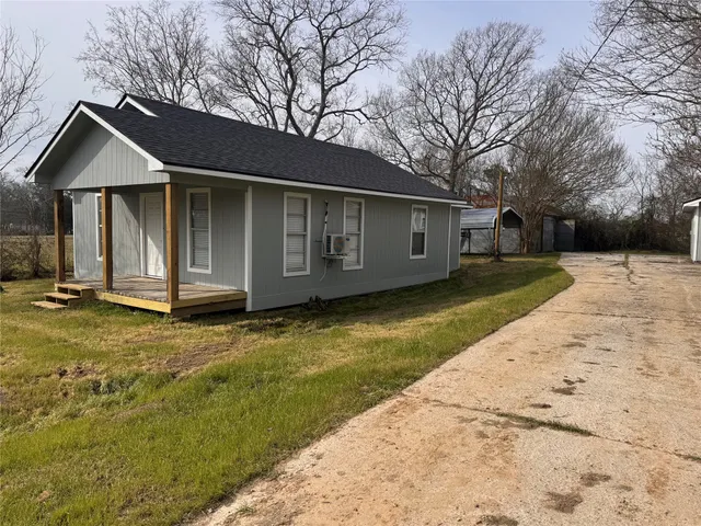 $225,000 | 22085 Madison Street, Bedias, TX 77831