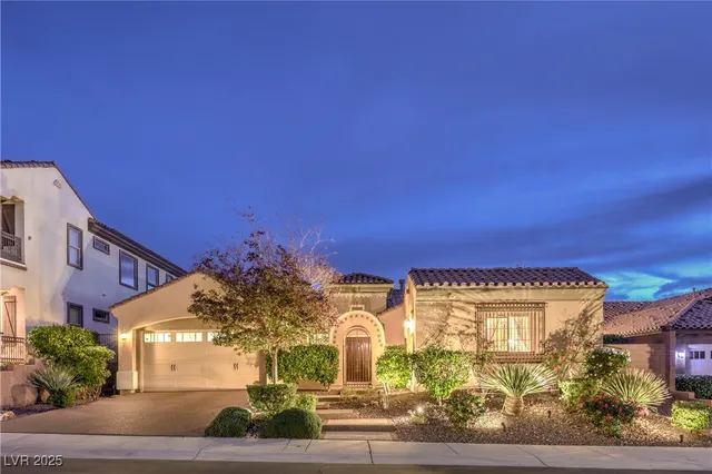 $885,000 | 2385 Luberon Drive, Henderson, NV 89044