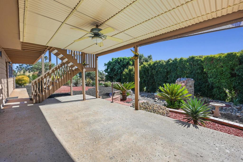 2034 Alessandro Trail Vista, CA 92084 - Photo 12 of 55