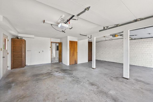 $949,000 | 2034 Alessandro Trail, Vista, CA 92084