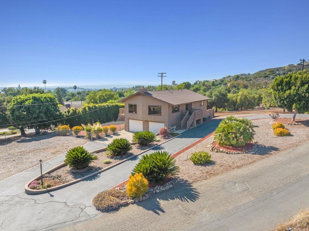 2034 Alessandro Trail Vista, CA 92084 - Photo 19 of 55