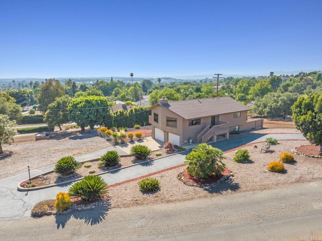 2034 Alessandro Trail Vista, CA 92084 - Photo 20 of 55