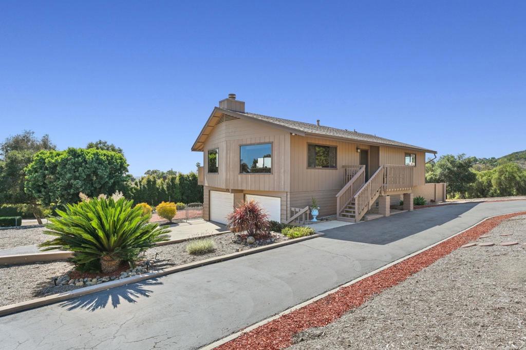 2034 Alessandro Trail Vista, CA 92084 - Photo 24 of 55