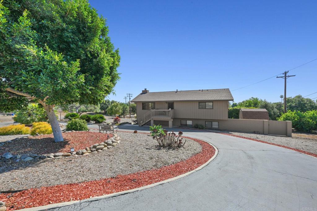 2034 Alessandro Trail Vista, CA 92084 - Photo 27 of 55