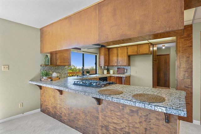 $949,000 | 2034 Alessandro Trail, Vista, CA 92084