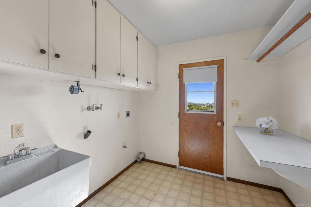 2034 Alessandro Trail Vista, CA 92084 - Photo 51 of 55